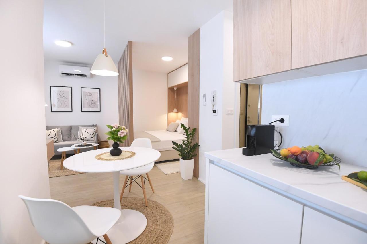 Consul - Center Apartment *